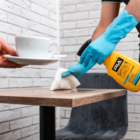 ERLA Table Cleaner – profesjonalny płyn do czyszczenia stolików i blatów gastronomicznych